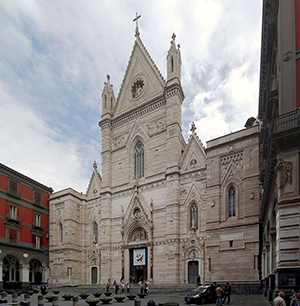 facciata_duomo_di_napoli_-_bw_2013-05-16