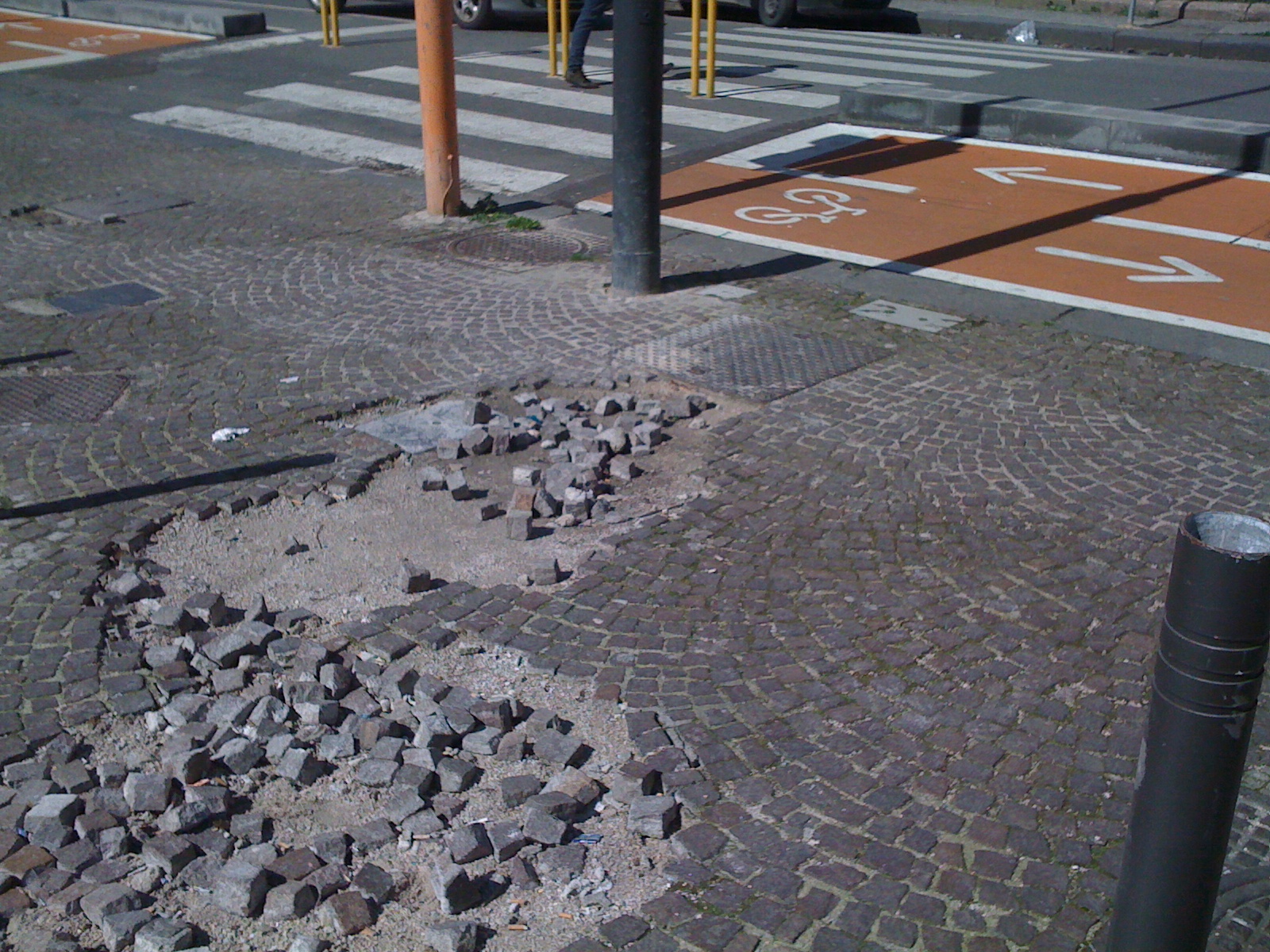 Buche a San Vitale e pista ciclabile