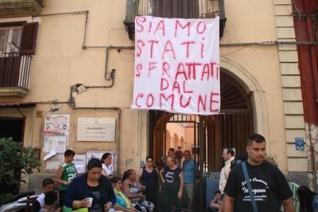 Sfollati, via Santi Pietro e Paolo