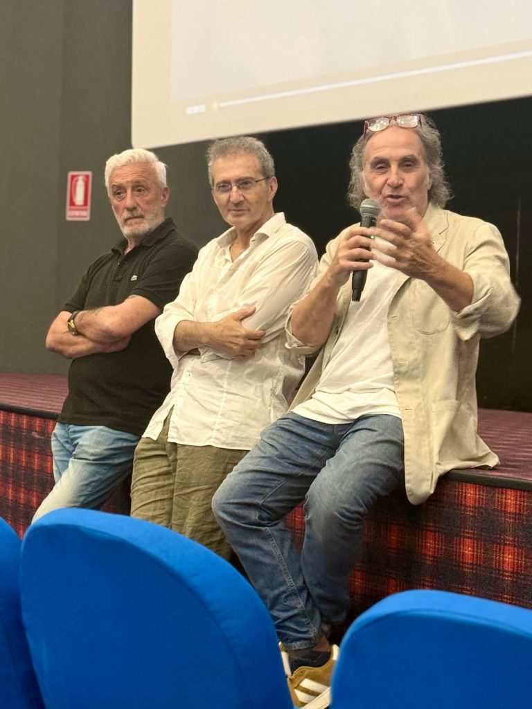 Patrizio Rispo, Giulio gargia, Zap Mangusta