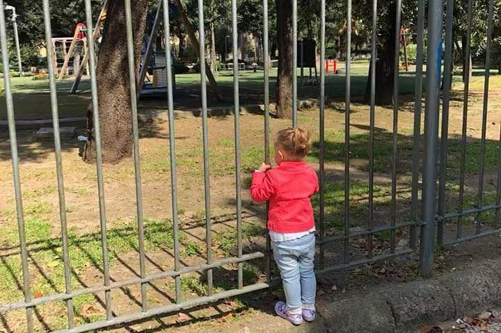 Bimba al parco