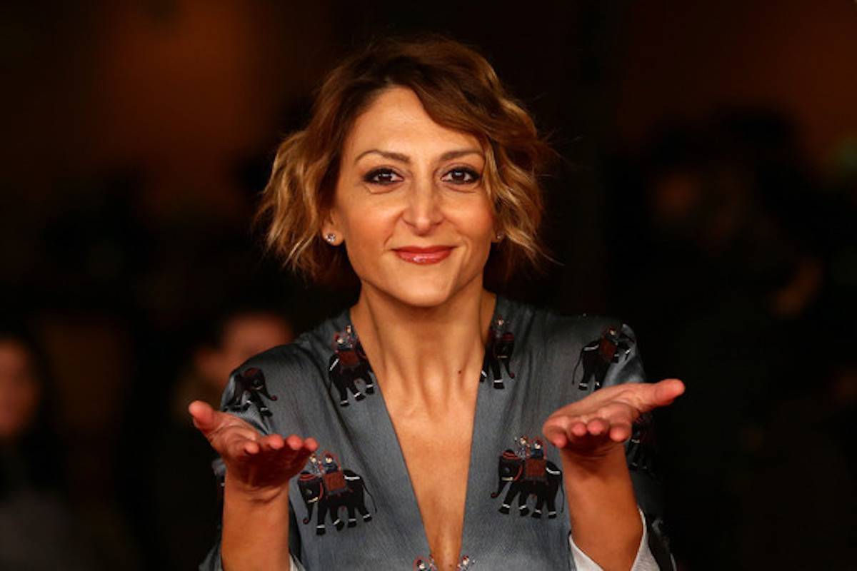 Paola Minaccioni al Campania Teatro Festival celebra le imperfezioni