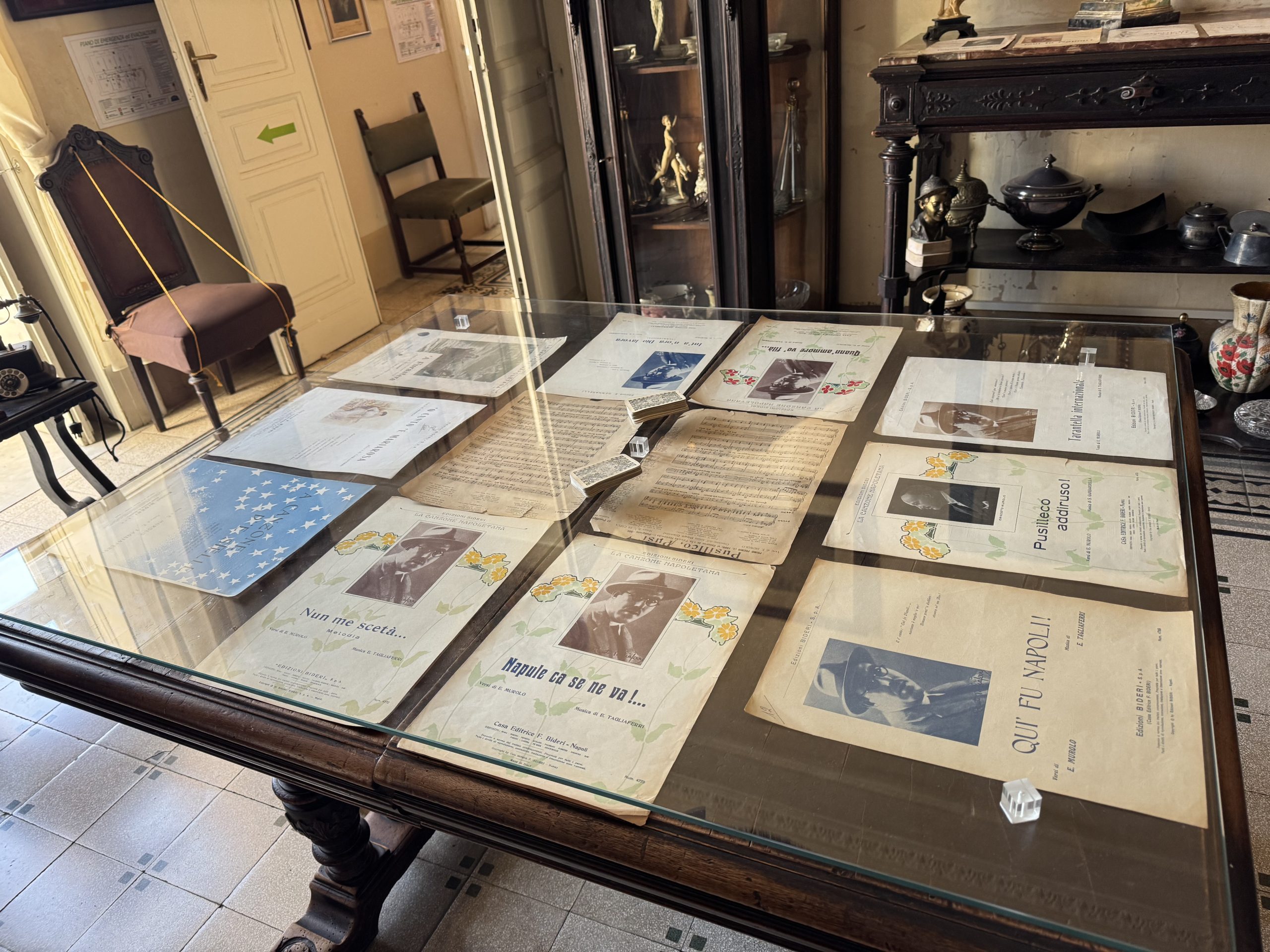 “Murolo incontra Vincenzo Russo”: Casa Museo Murolo ospita una mostra dedicata ai due grandi poeti partenopei