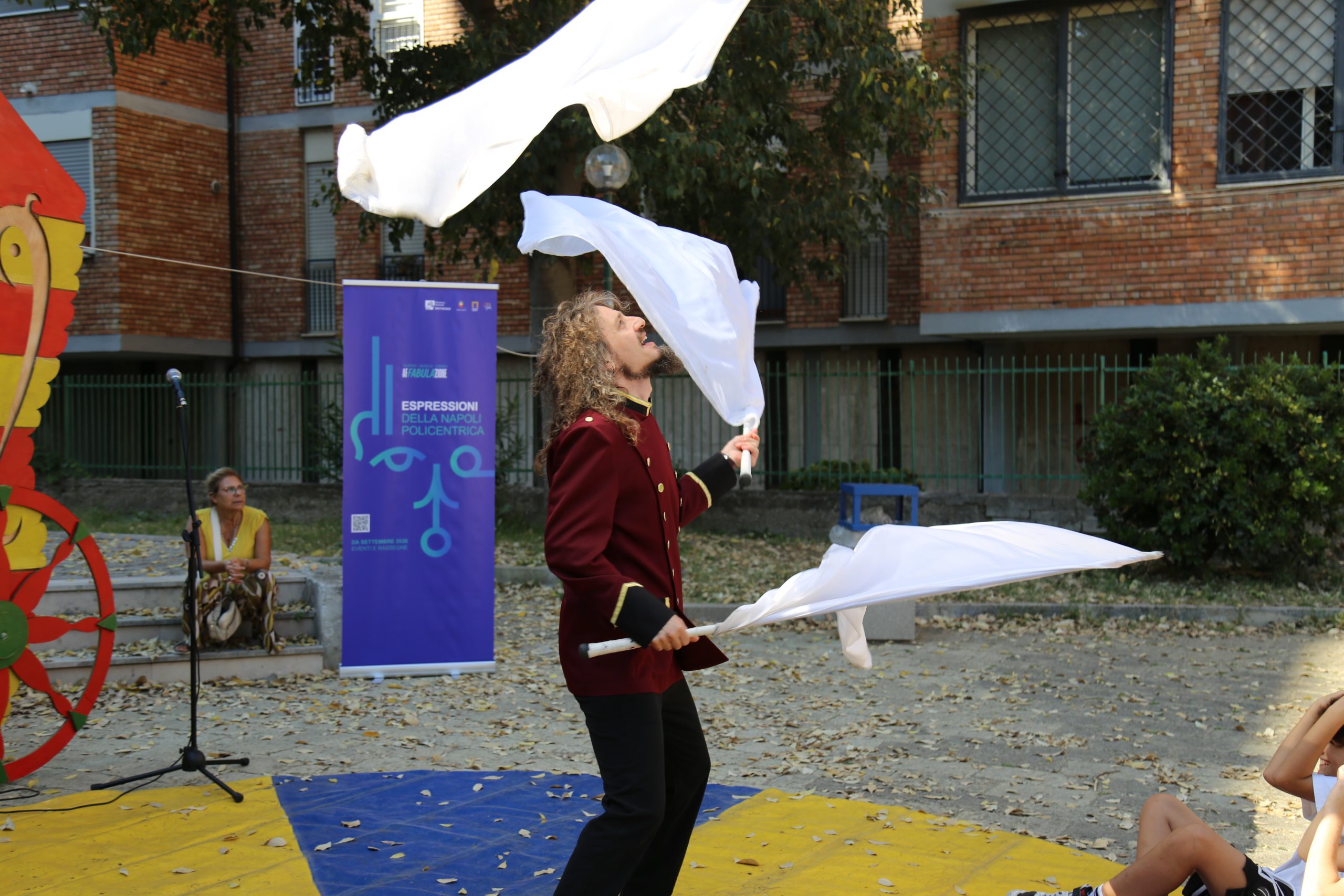 Al via “FLOW & FLY – Urban Circus Festival”: spettacoli e laboratori gratuiti per animare i parchi di Soccavo e Pianura nell’ambito di “Affabulazione”